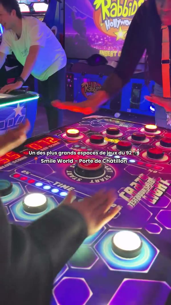 Arcade Games au parc Paris - Porte de Châtillon - vidéo locale 1