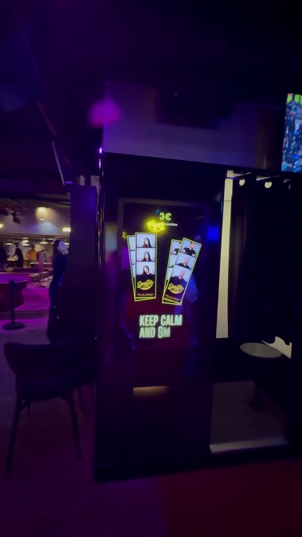 Arcade Games au parc Paris - Gaîté Montparnasse - vidéo locale 2